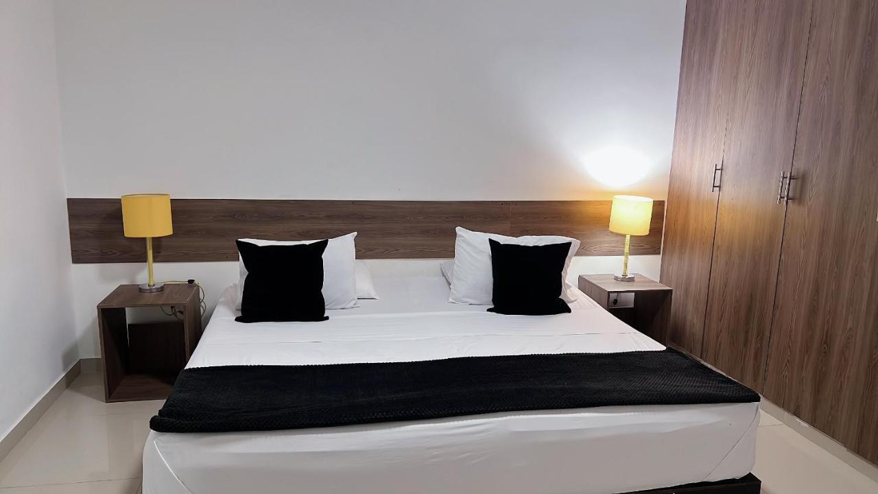 Gs Granada Suites Cali Exterior photo