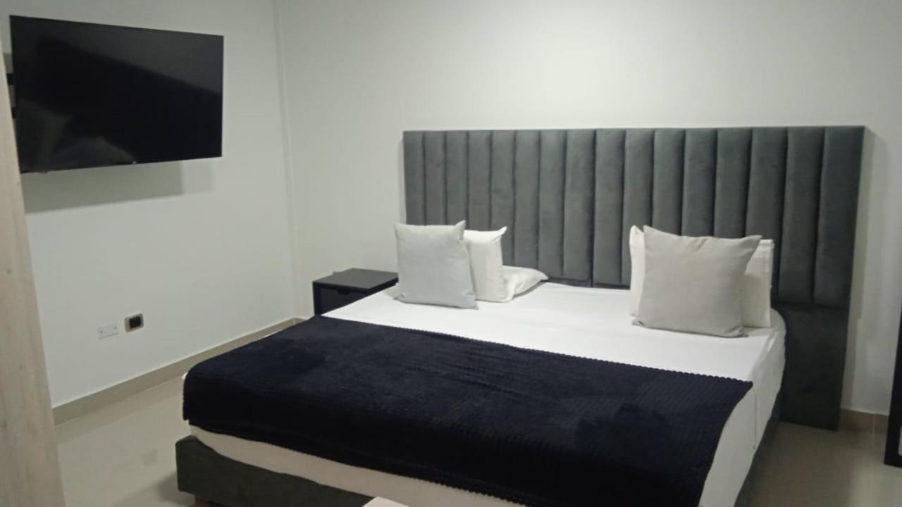 Gs Granada Suites Cali Exterior photo